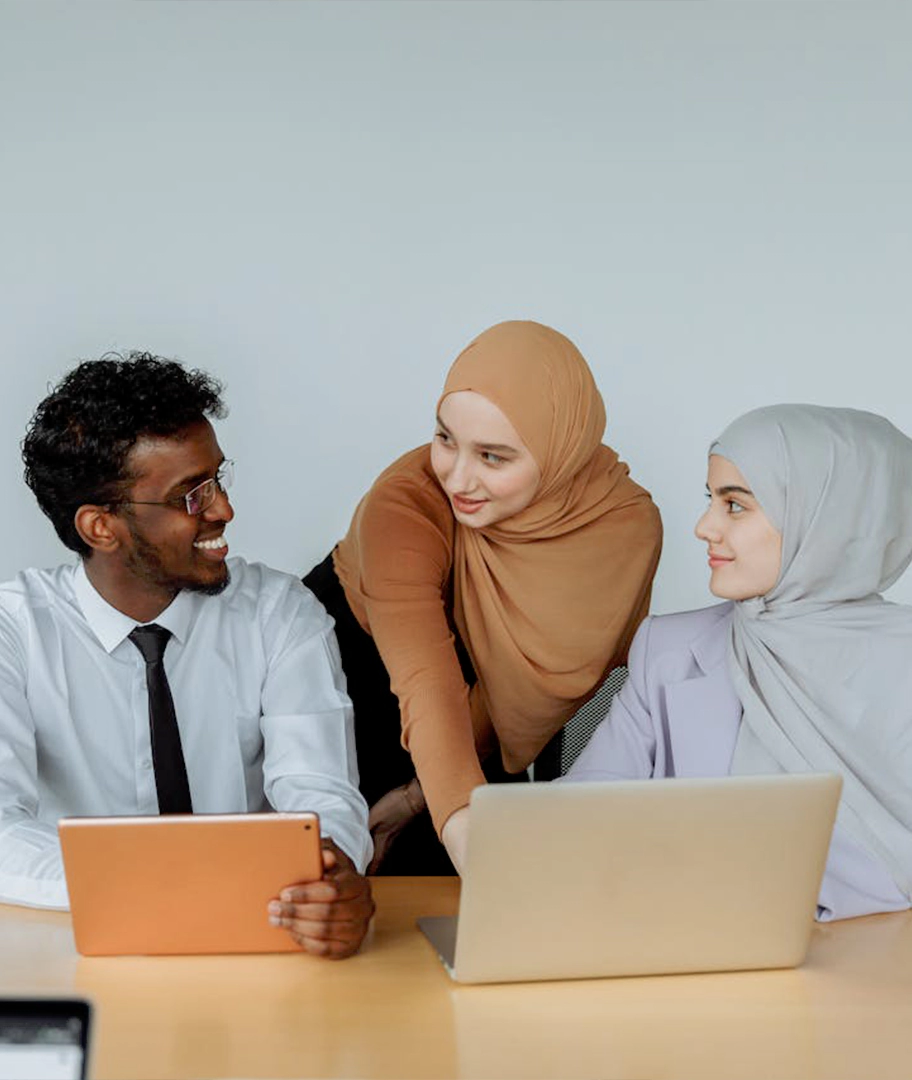 Rakonex team collaboration – Business Software Solutions in Qatar